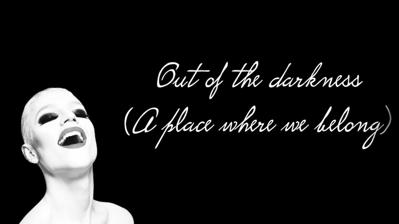 OUT OF THE DARKNESS (Karaoke/Backing track) - Everybody's talking about Jamie