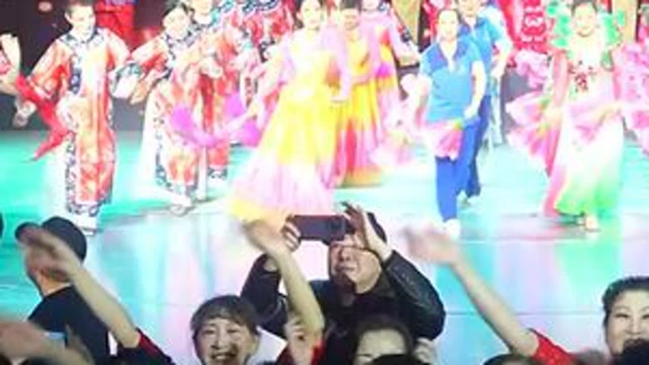 全员共舞张灯彩 辽疆携手向致远 #戈壁明珠石河子 #热点
