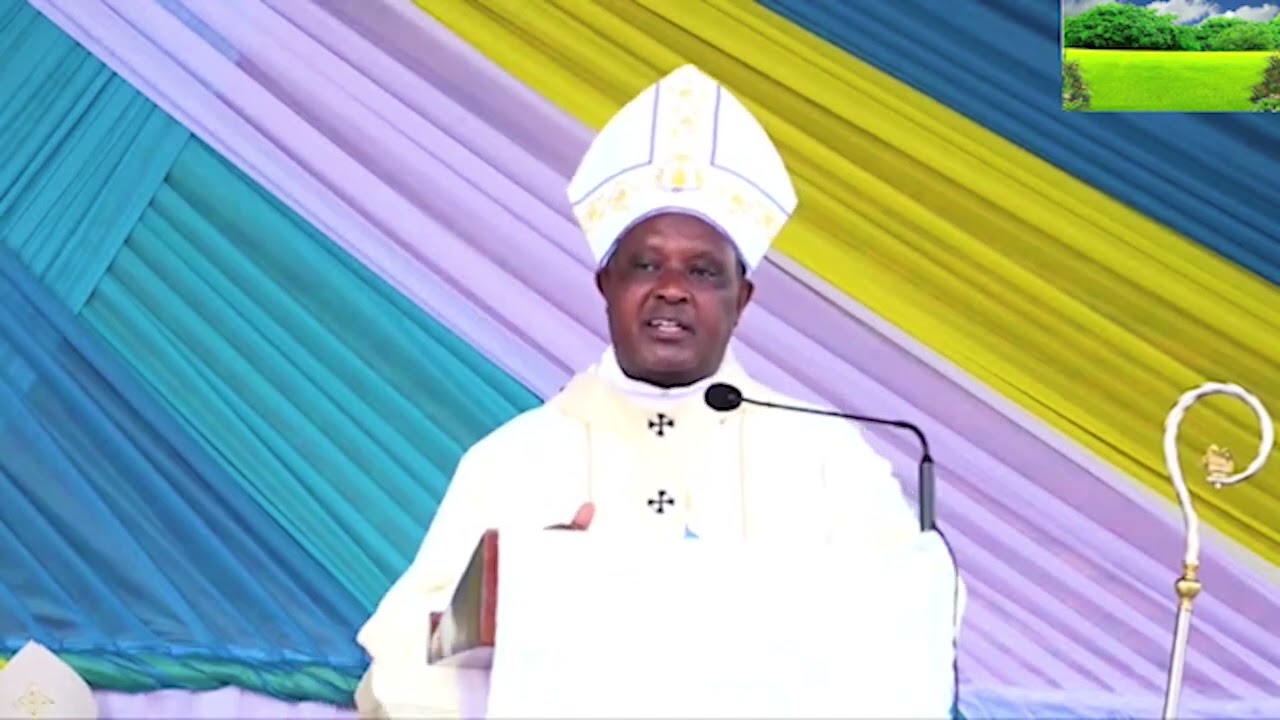 KIBEHO: KILIZIYA Y'U RWANDA YABONYE UMUKARIDINALI KU MUNSI MUKURU WA BIKIRA MARIYA/NYINAWAJAMBO.