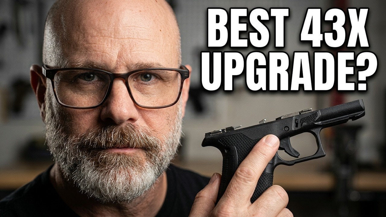 Модифицированный пистолет Glock 43X с новой рамкой и рукоятками Grit Grips.
