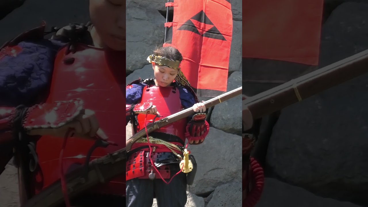 Samurai Girl Shows How to Load and Shoot 16th Century Matchlock Gun #shorts