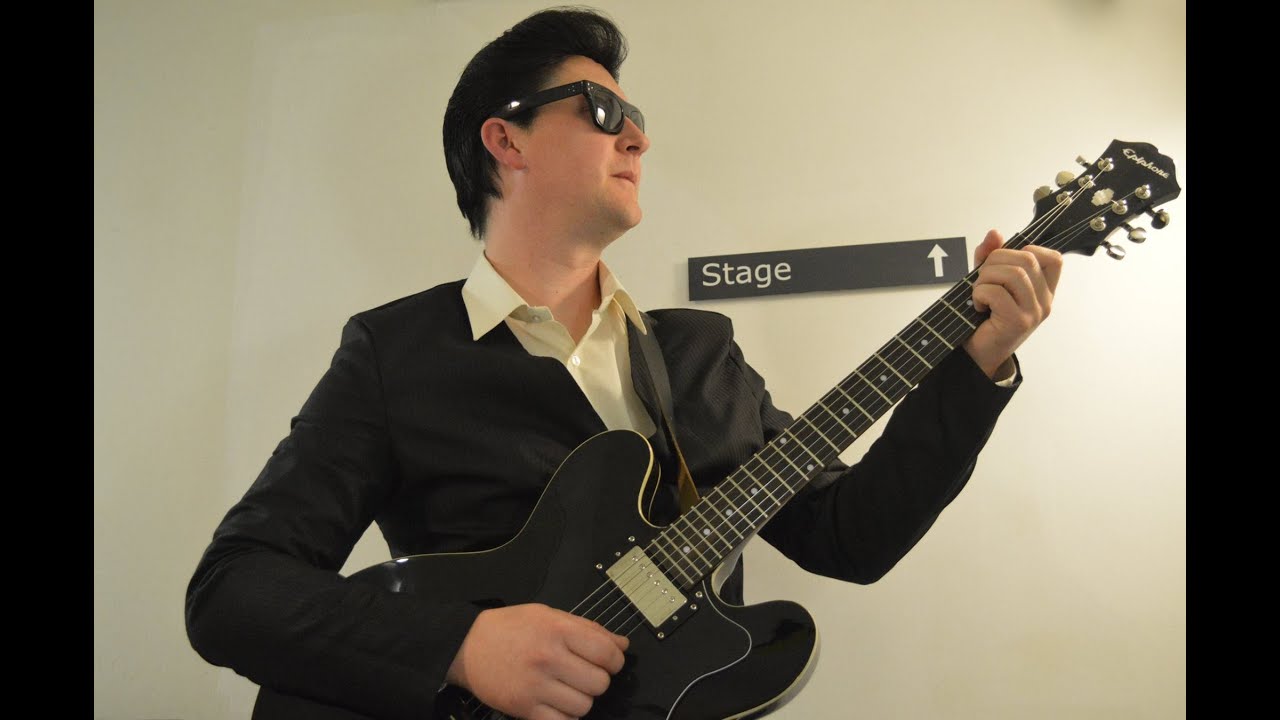 Darren Page -  Roy Orbison  Tribute Mini Show