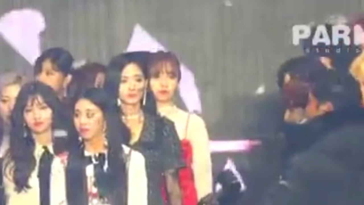[TAETZU] BTS V ❤️ TWICE TZUYU - CUTE MOMENT 2018