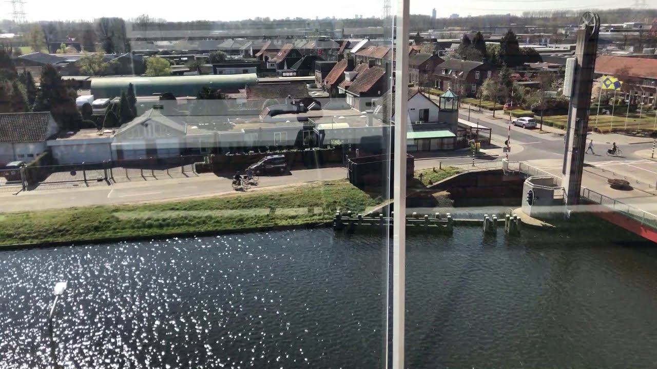 Brug in ....... Son en Breugel.
