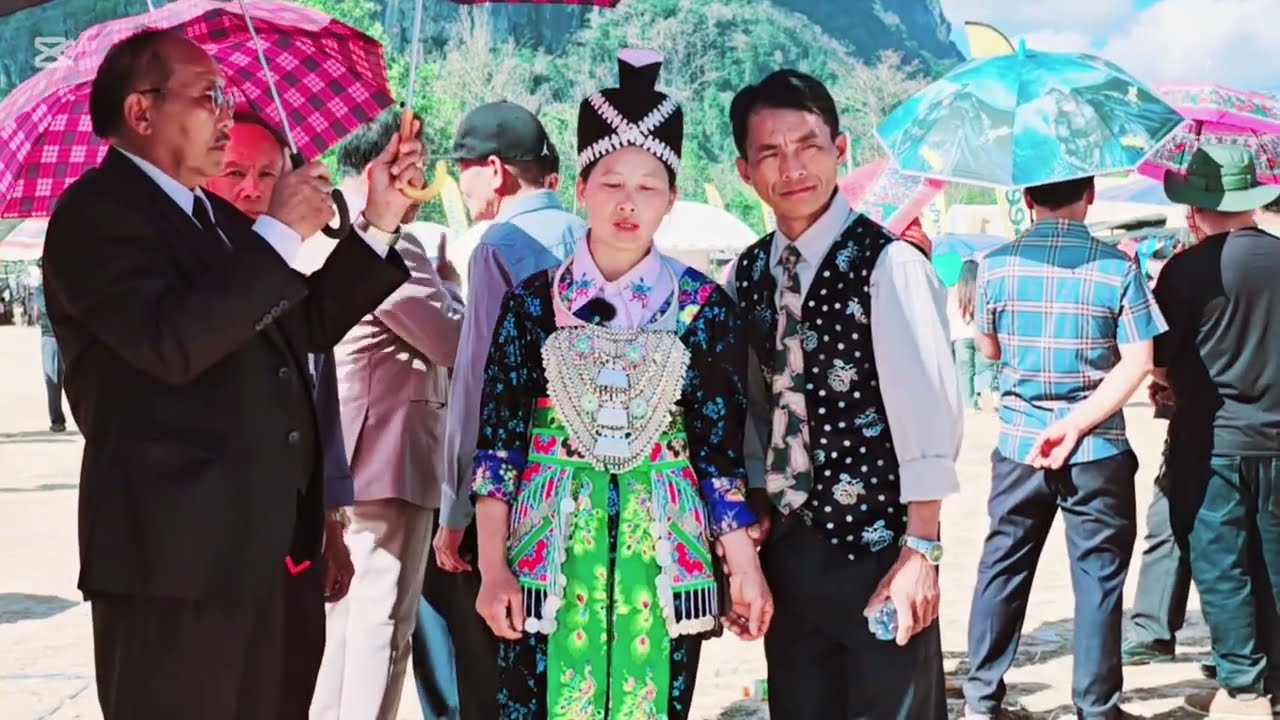 Paj huab vaj nyiaj xwm yaj kwv txhiaj muab peb caug noj tag cas kho siab ua luaj 