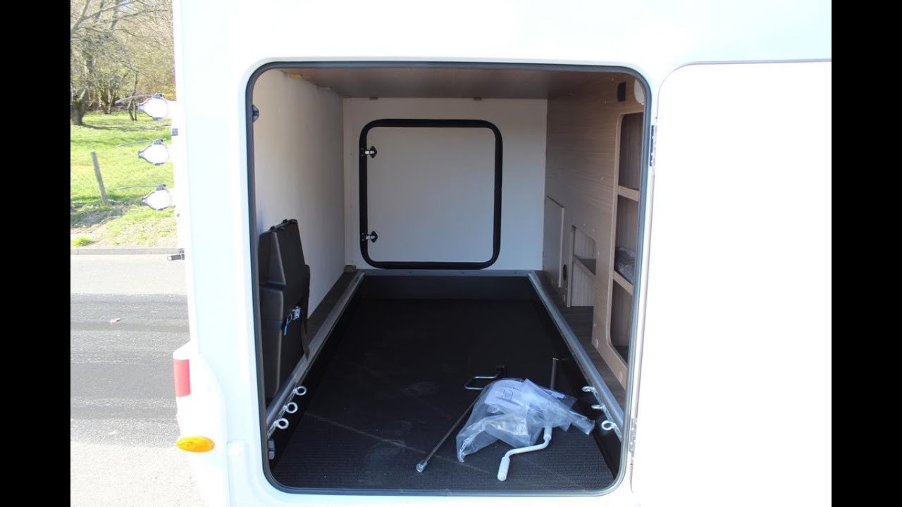Carado T 338 02 Heckgarage