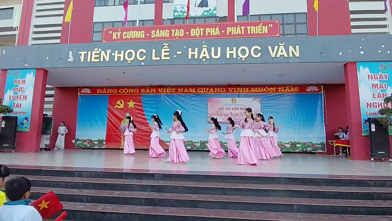 Văn nghệ 20/11/2025( 5B cô Huyền)