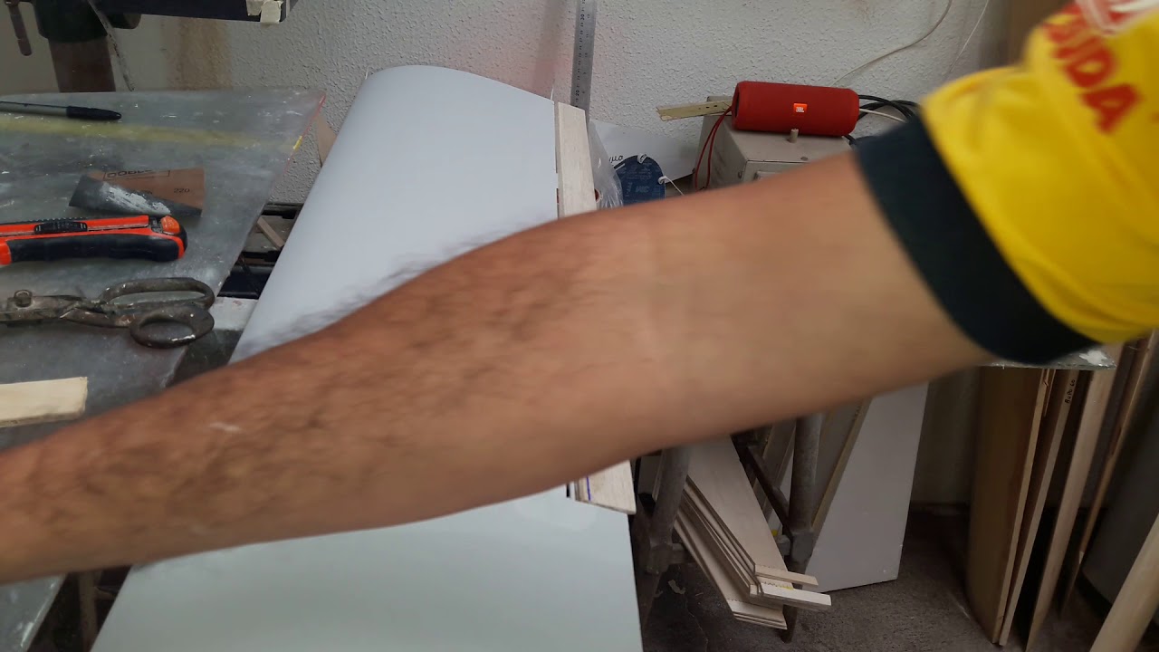 Como  fixar aileron em uma asa