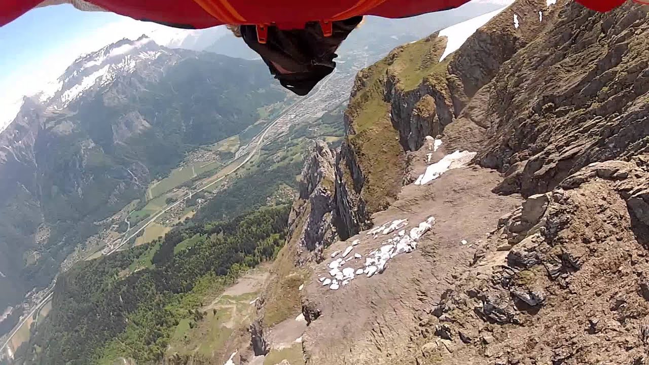 Somewhere in Paradise: Chasing Lines