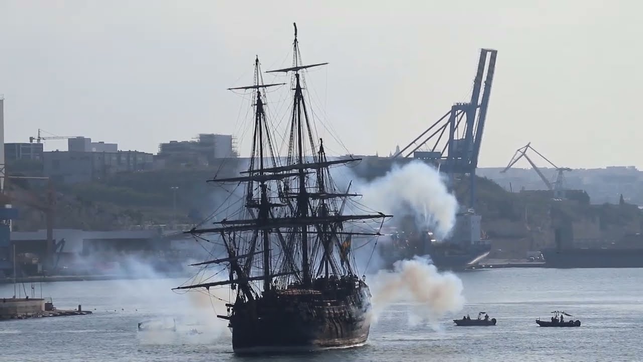 Swedish sailing ship 'Gotheborg' leaving Malta with gun salute
