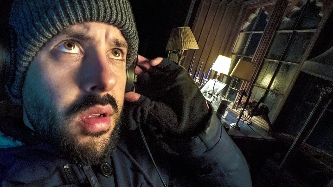 DANS UN CHATEAU HANTÉ EN IRLANDE