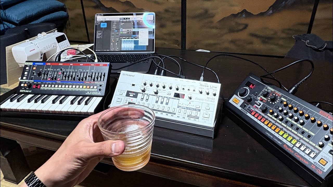 Roland boutique JU-06A TB-03 TR-08 freestyle session
