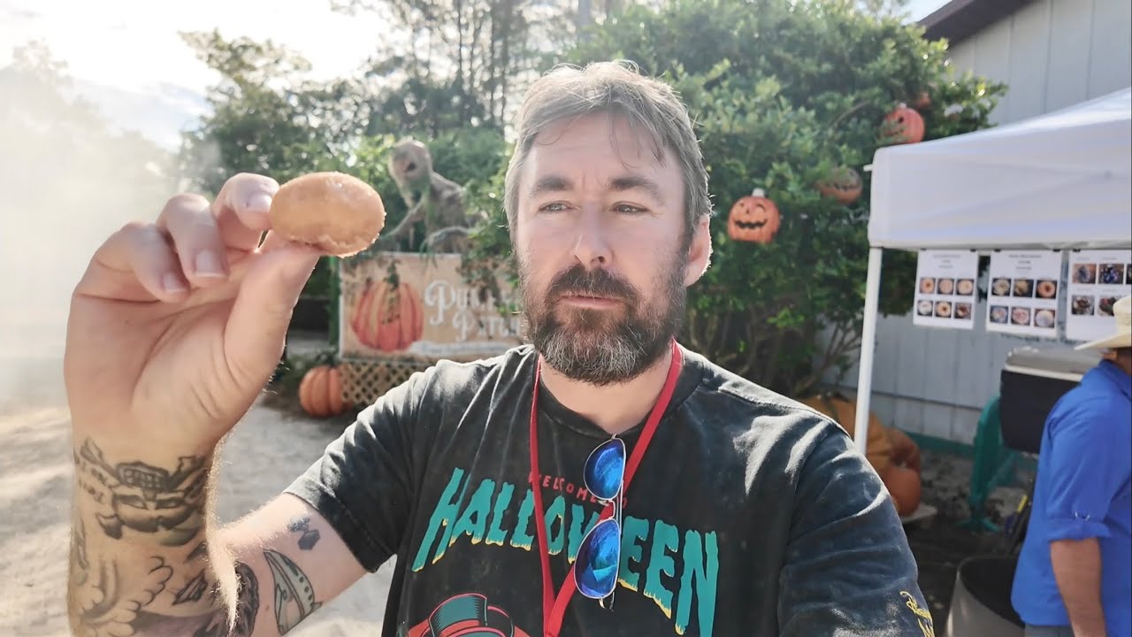 Gatorland Orlando Halloween Kickoff - All NEW Haunted House Experience / Tasty Donuts & Spooky Train