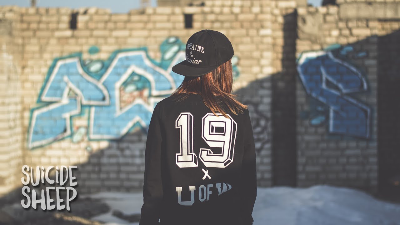 dwilly - HMU (feat. Meg Lieder)