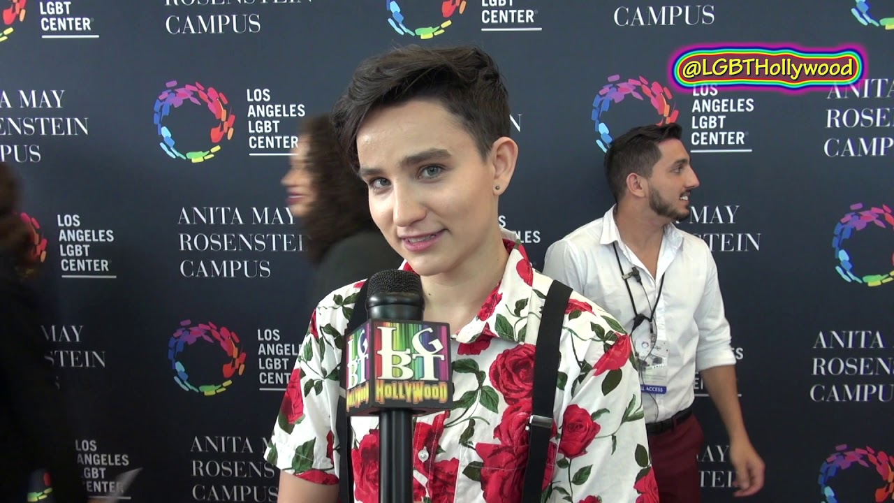 Bex Taylor-Klaus 