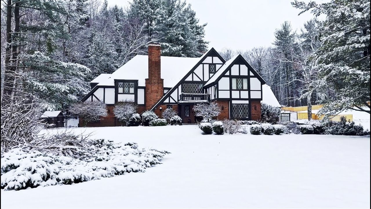 Canadian Winter - Relaxing Morning SNOW Walk in Toronto area Vaughan after Overnight Snowfall
