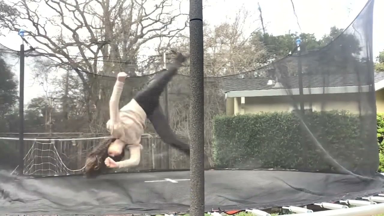 My gymnastics progress February 2025 (1 year ago)
