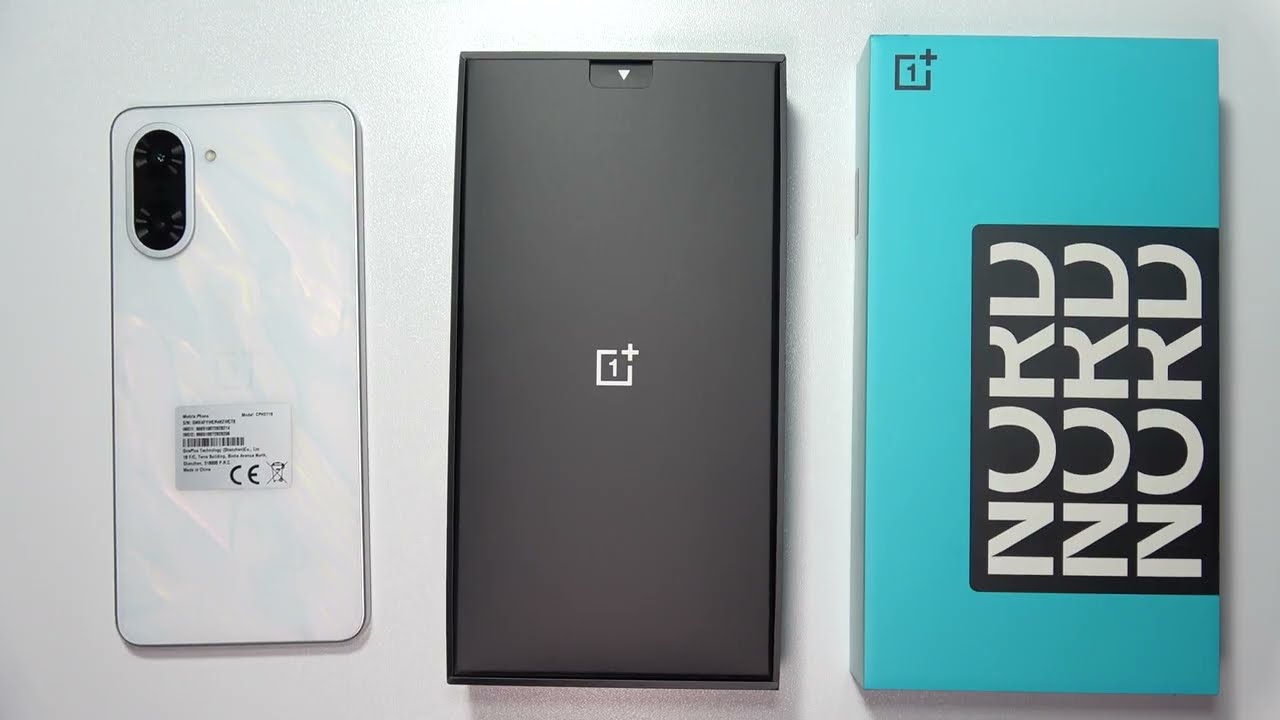 Does OnePlus Nord CE 5 Come with Screen Protector?