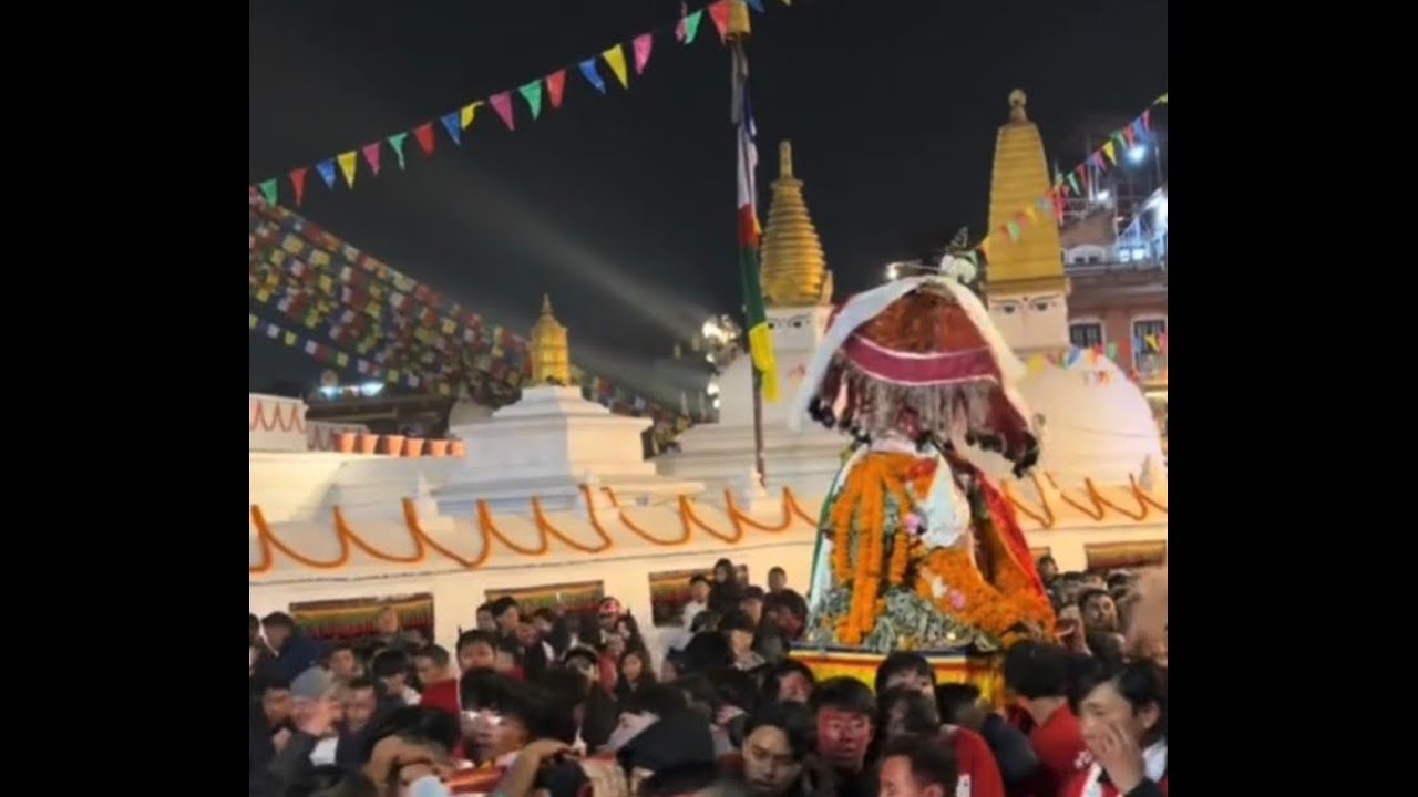 Mom la jatra liya liya🙏#Ajimajatra#boudhajatra
