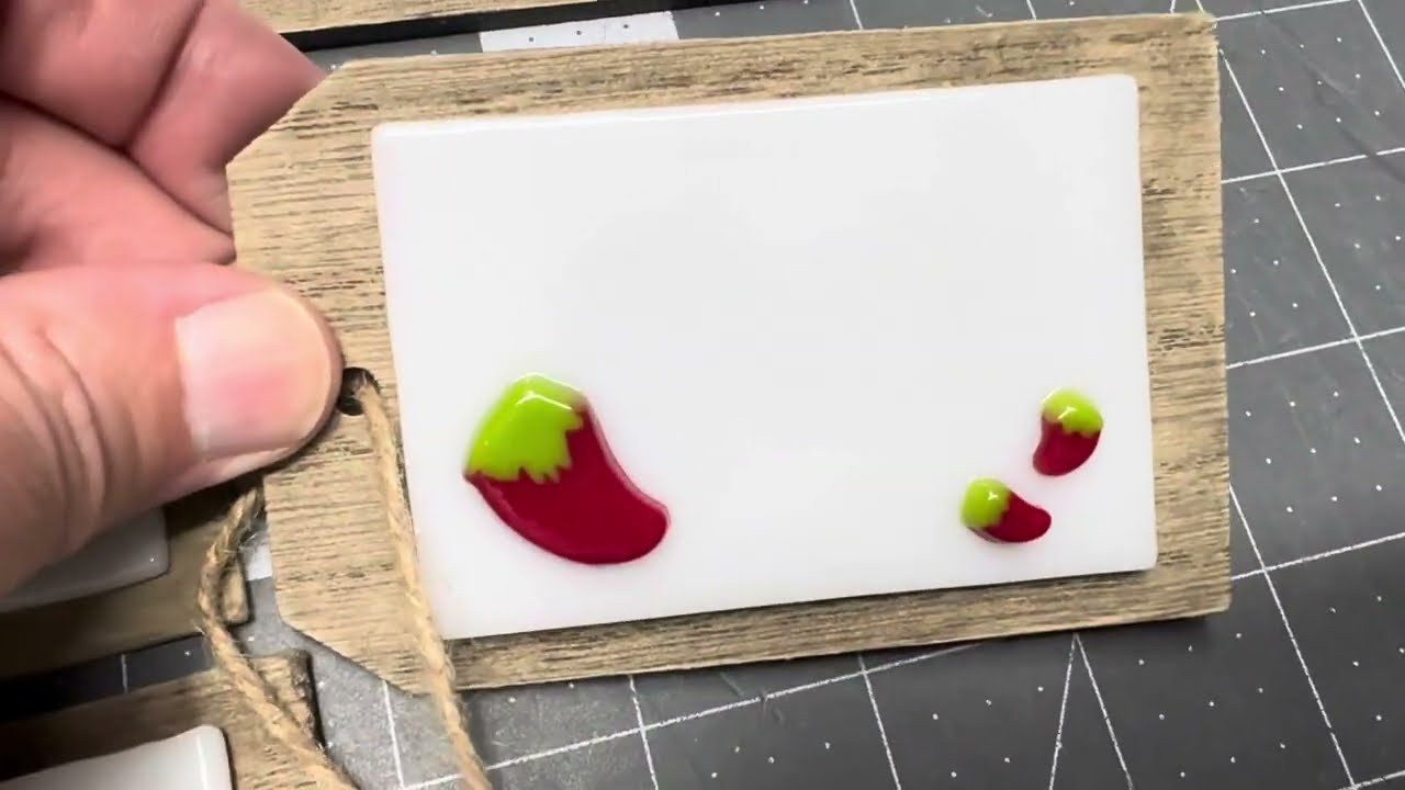 Fun Reusable #FusedGlass Tags for Place Settings, Food Spreads, Gifts, Wine Bottles, and More!
