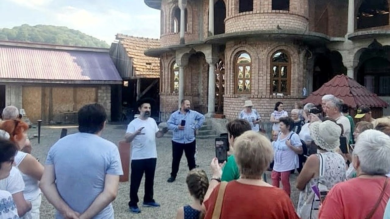 În vizită la un rom căldărar - TRAIAN CĂLDĂRAR (Brateiu, Transilvania, România)
