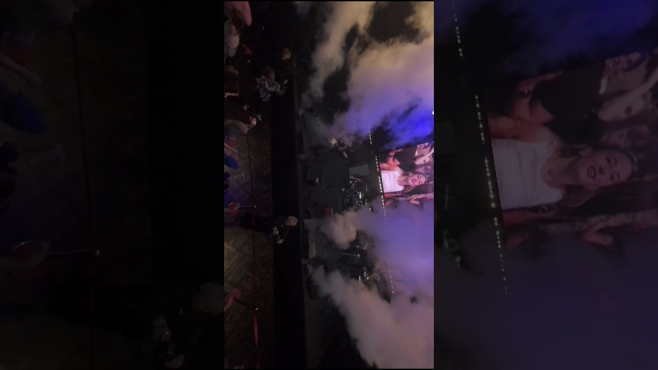 Снимали с Сер&euml;гой, Робертом и Арт&euml;мом концерт. Цените тут: vk.com/livemusicvideo 👈