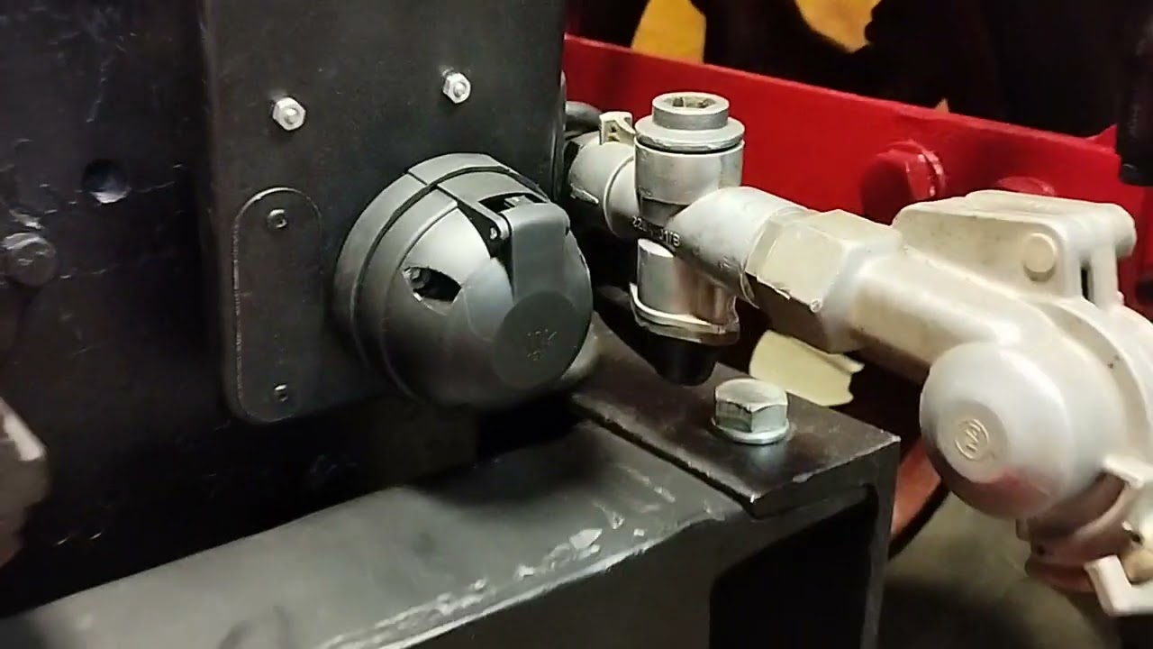Zetor 25 blíži sa finále