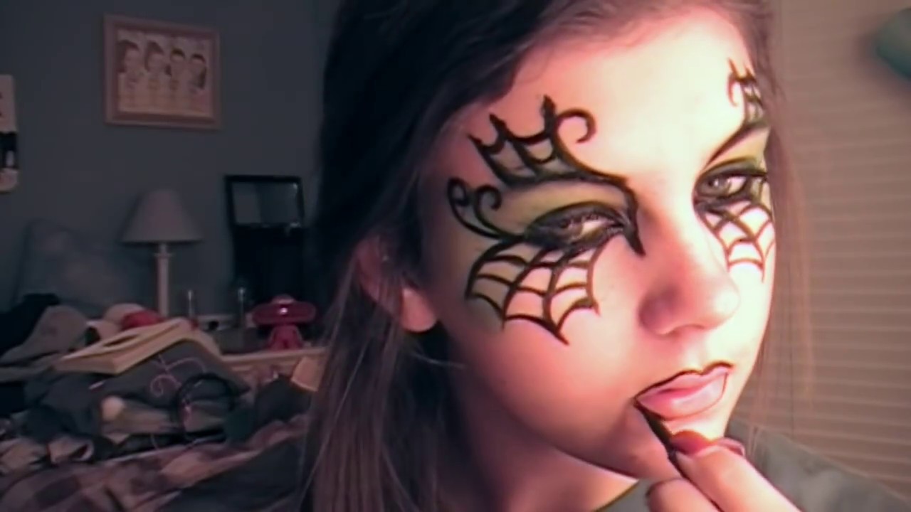 CUTE EASY WITCH MAKEUP TUTORIAL