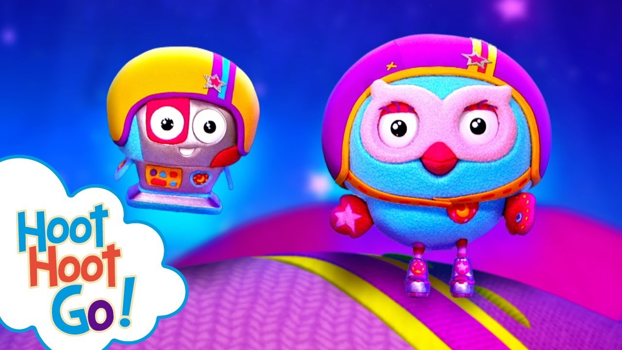 Giggle and Hoot: Hootaluna - Moon Bouncer Extraordinaire | Hoot Hoot Go!