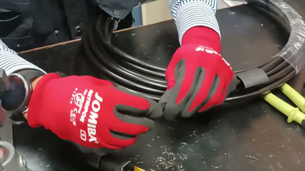 Como montar un Conector N para cables RG8 y LMR400 de Silex Video Rapido