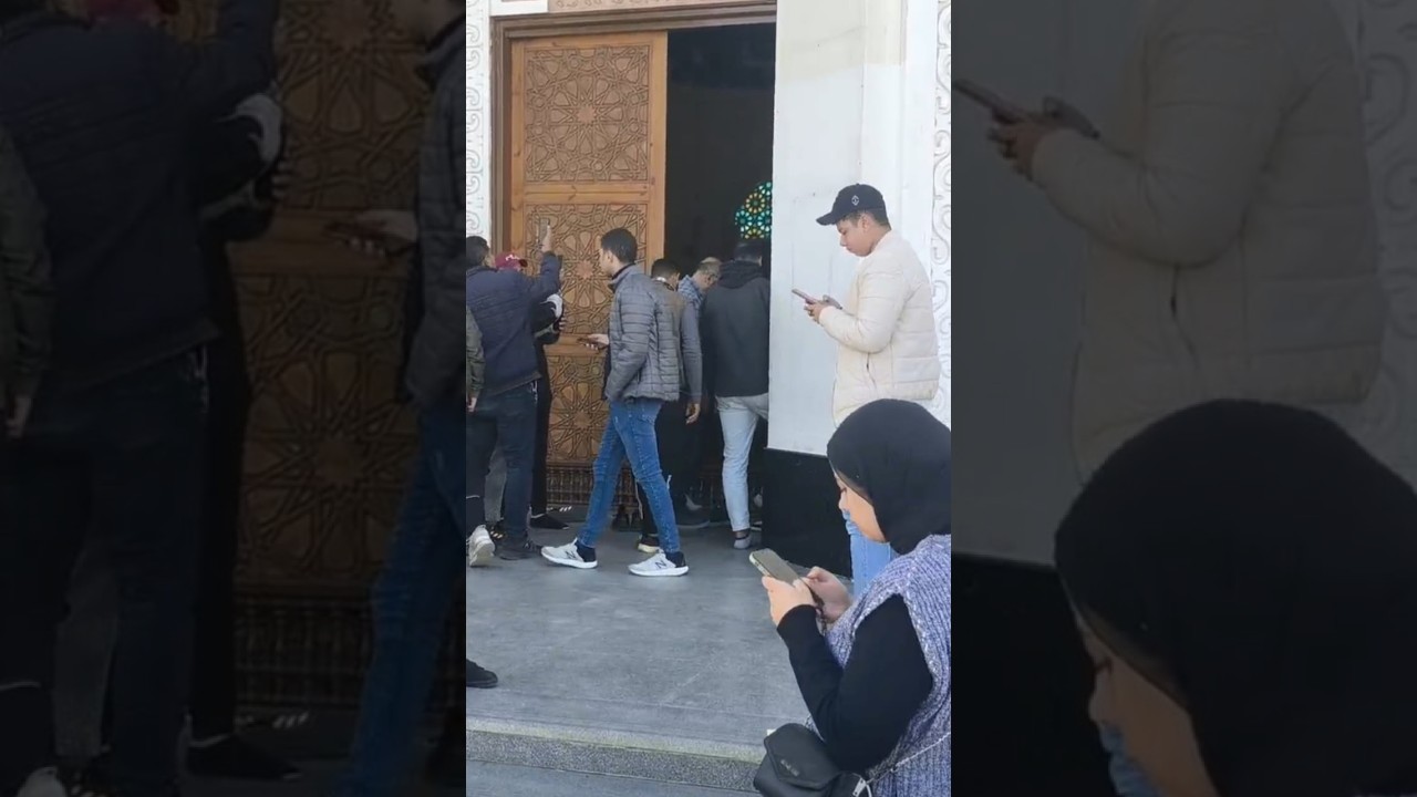 مش قادر يتمالك أعصابه   تأثر حمادة هلال في جنازة حماه