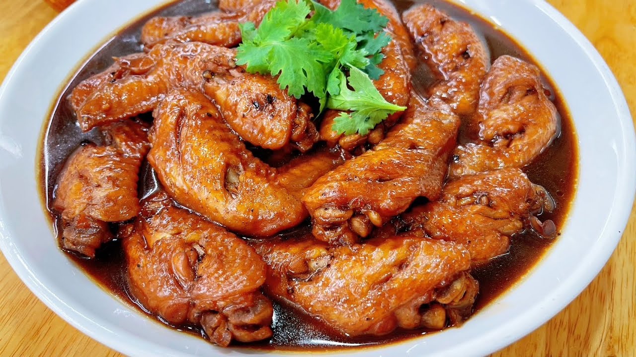 ปีกไก่ต้มน้ำปลา น้ำจิ้มรสเด็ด ไก่นุ่มร่อน อร่อยกลมกล่อม วิธีทำง่ายๆ