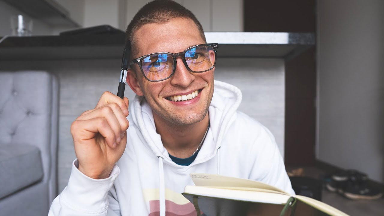 How to be More Productive While Traveling | the work/travel balancing act