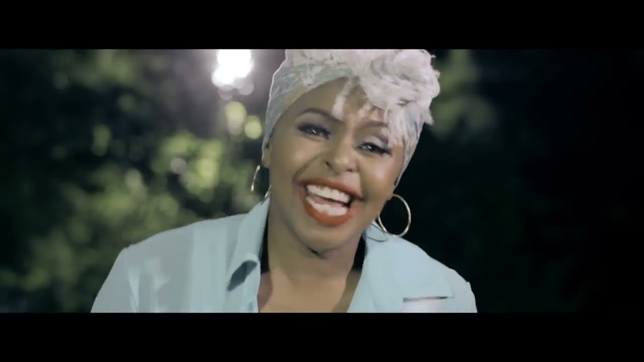 Size 8 - Ni Yesu (Official Video)