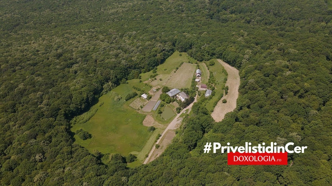 Mănăstirea Lacuri: O priveliște divină în inima naturii | #PrivelistidinCer