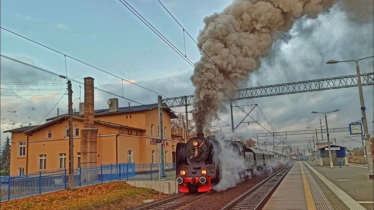 Pt47-65 z pociągiem specjalnym ze Starego Bojanowa do Wolsztyna odjeżdża ze stacji początkowej