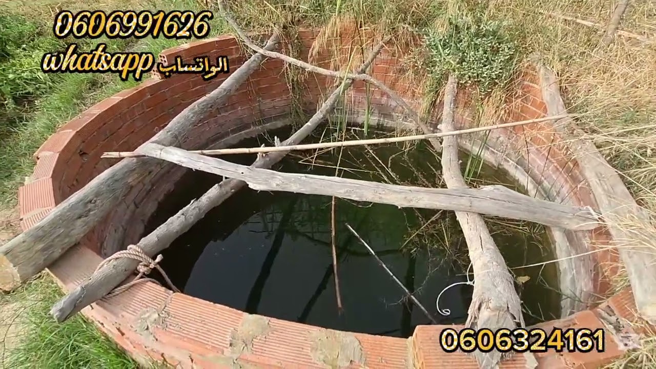 قطعة ارضيه ملكية 500متر فيها بير واصلا الماء والضوء والطريق بين طنجة ولقصر الصغير 