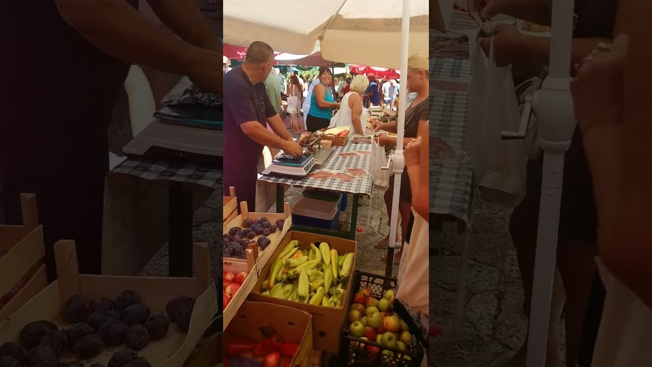 #respeсt #Risan,pijaca,Рисан рынок, market Square #Montenegro