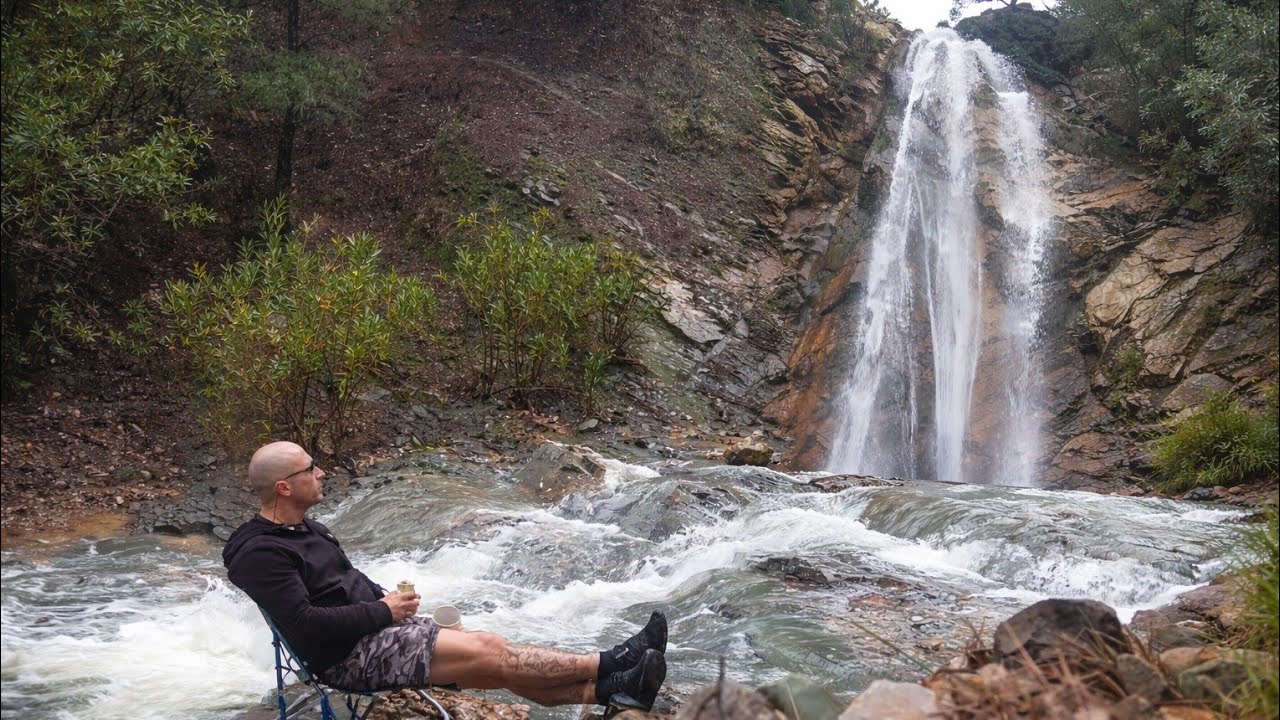 Adadaki muhteşem Şelale 🏝  Zıpkınla balık avı 🐟 yemek