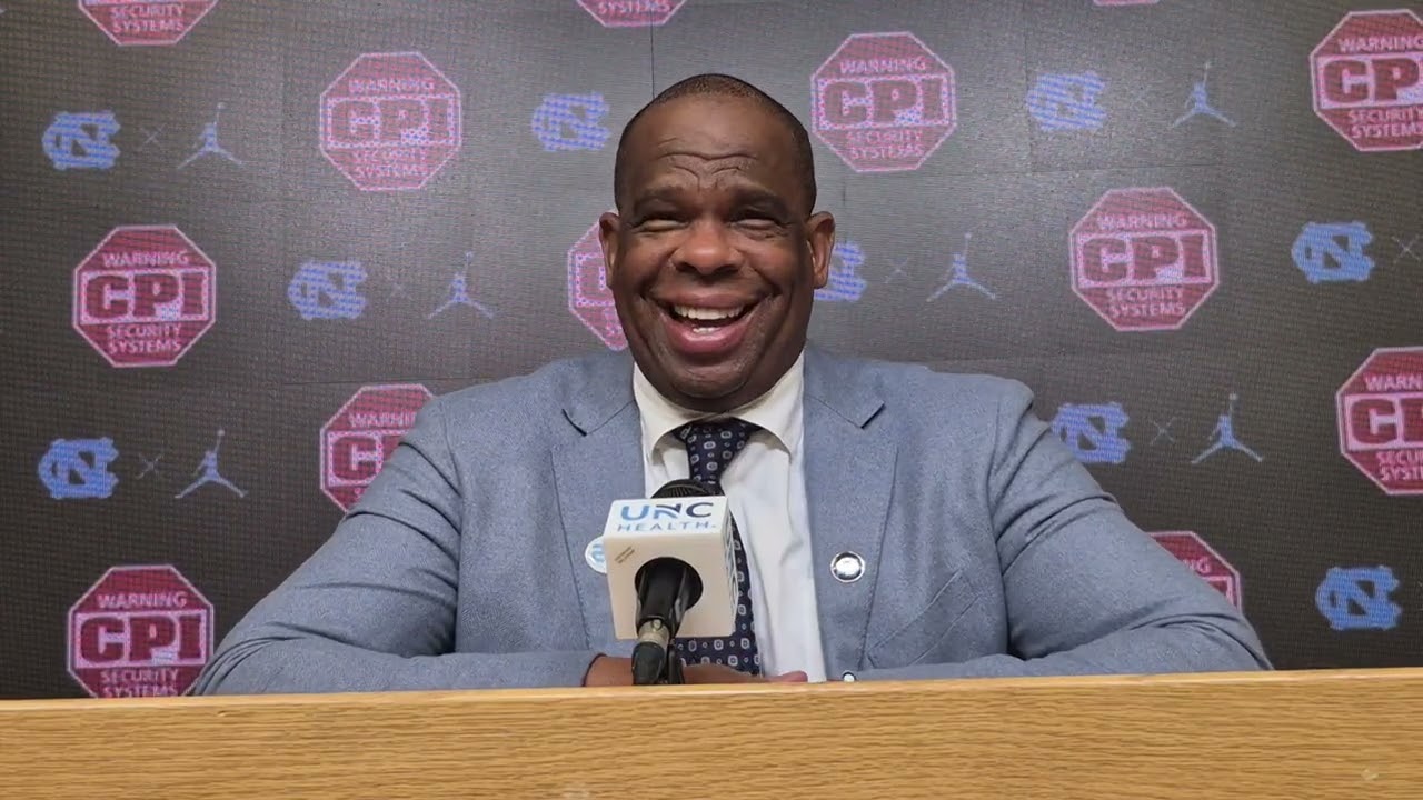 #Тренер UNC Хьюберт Дэвис после победы над FSU в первом матче Tar Heels в рамках ACC