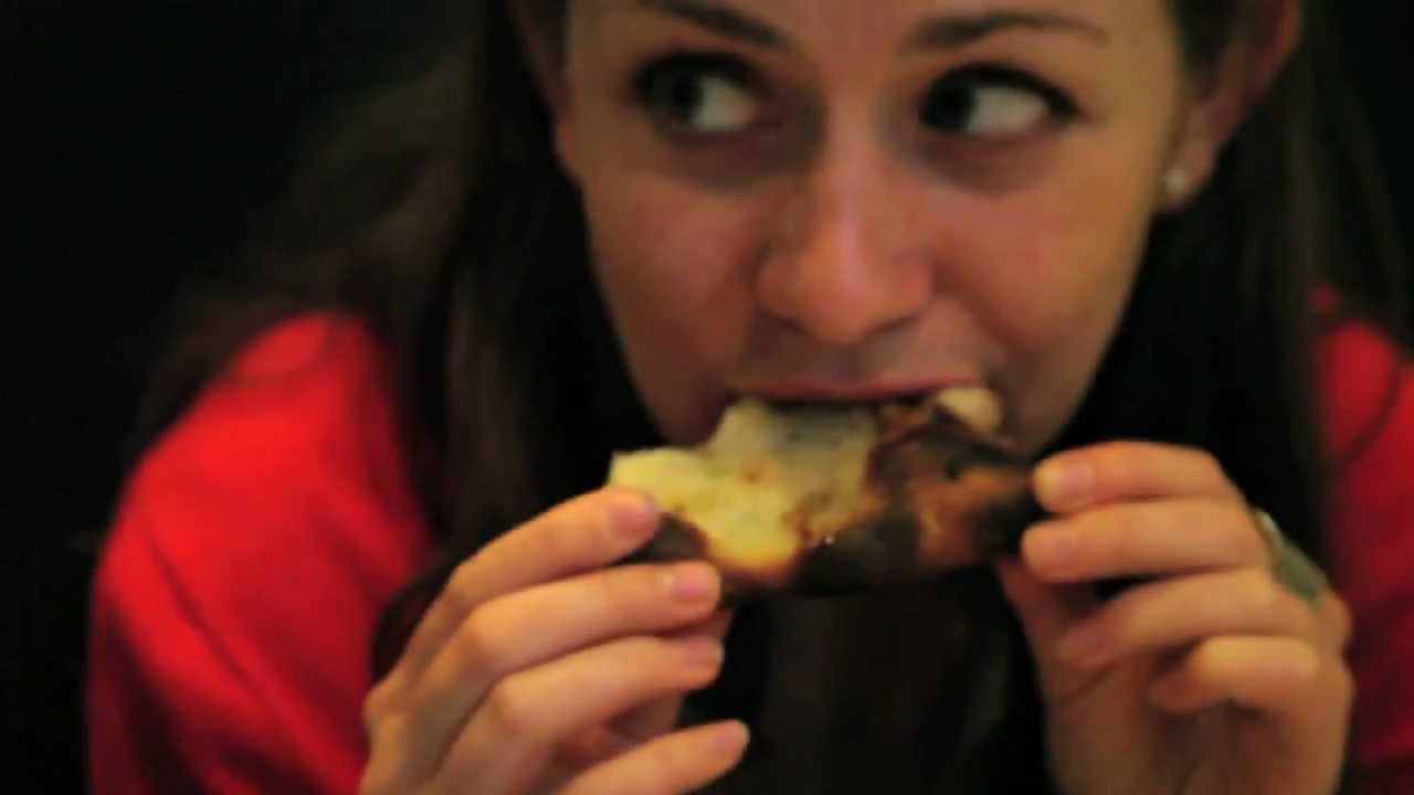 Serious Eats: A Pizza Road Trip in New Haven, CT