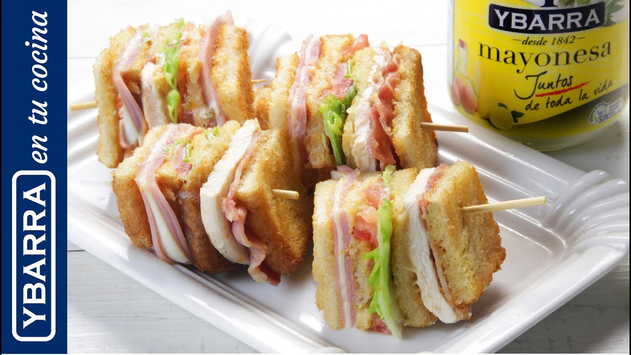 Sándwich club de tres pisos con mayonesa Ybarra