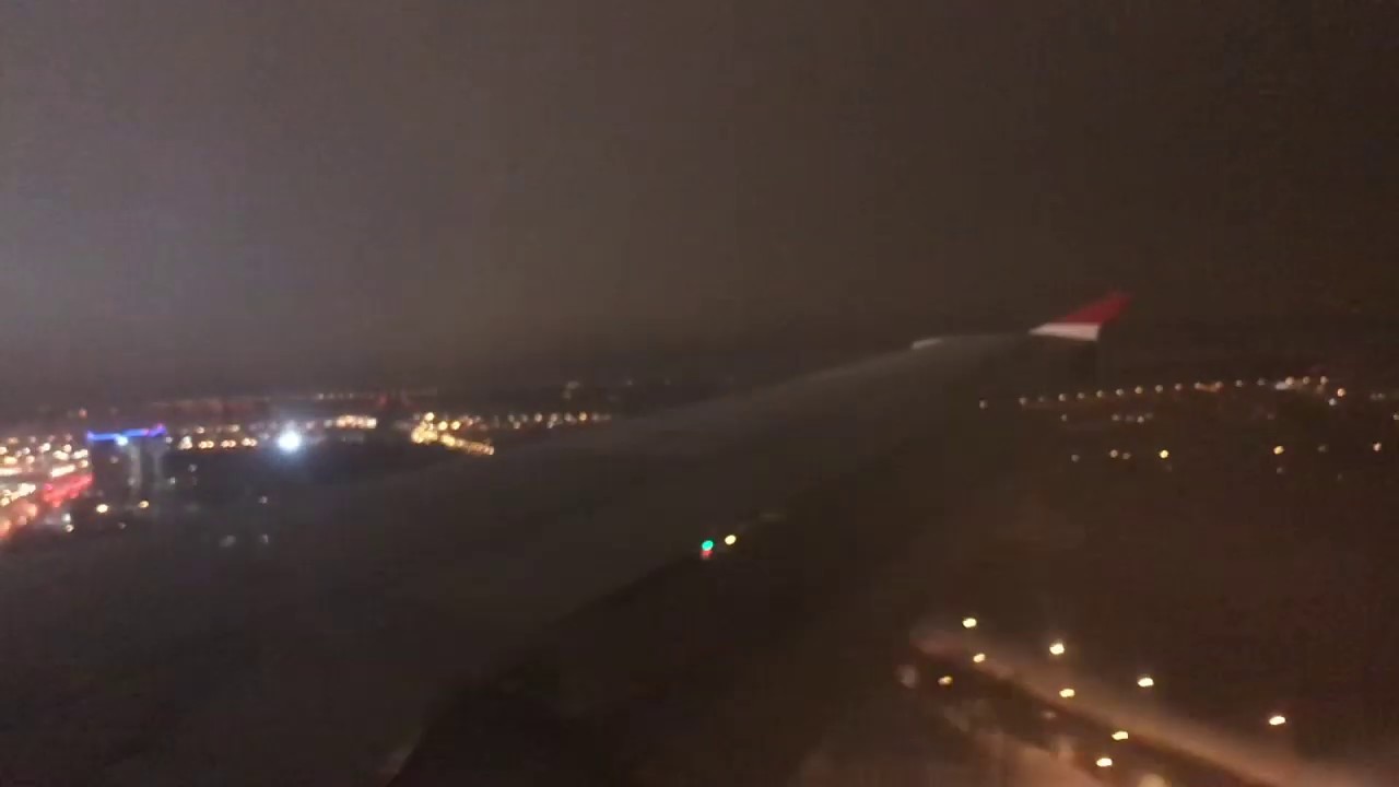 Landing Syrian Air at Moscow Vnukovo