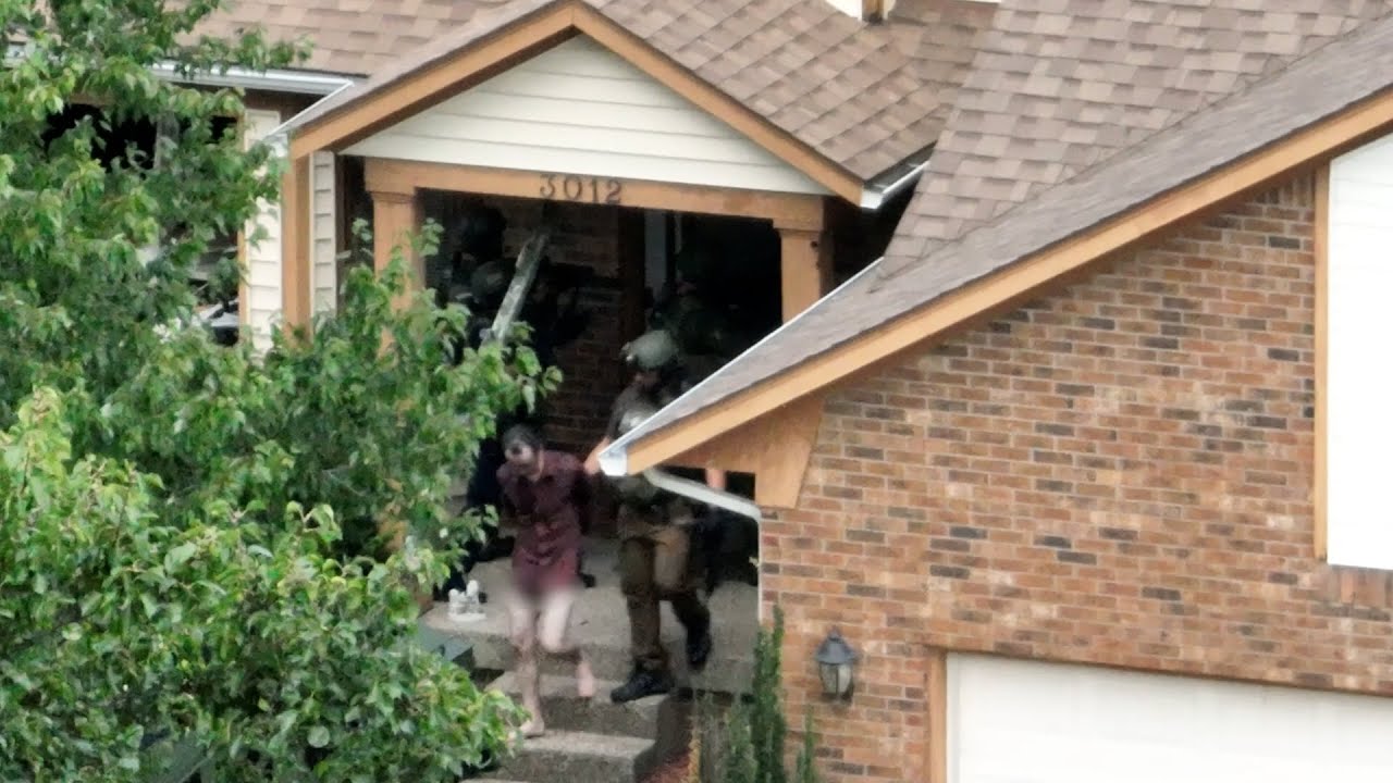 DRONE VIDEO | SWAT standoff in Jeffersonville + man brought into custody