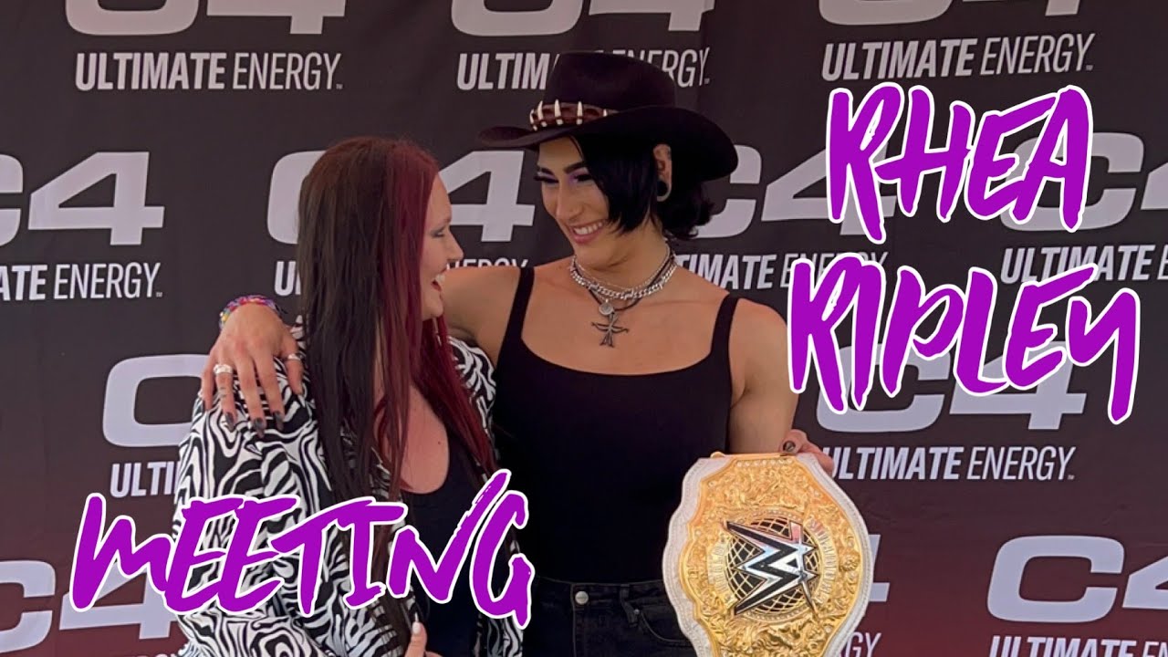 Rhea Ripley and Seth Freakin Rollins Meet and Greet!