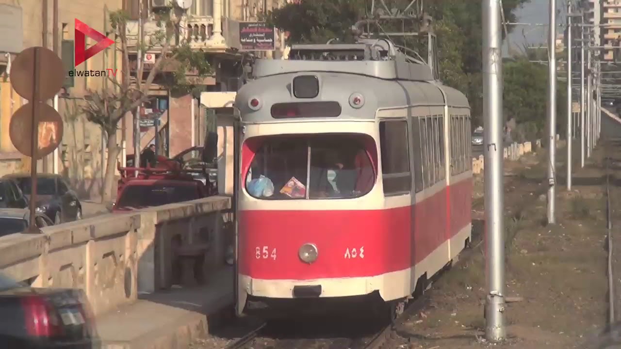 الترام... انطلق في الستينات ولسه بيجري ويعافر في شوارع الإسكندرية