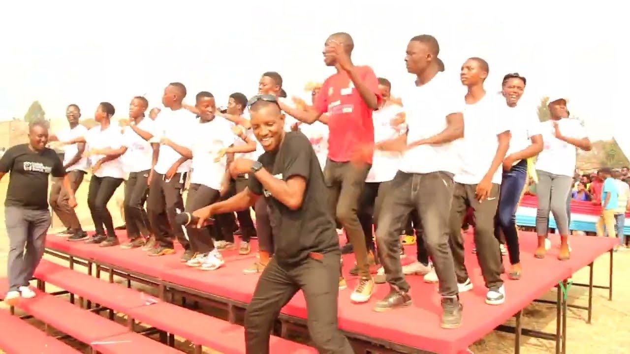 NYAGATARE MUSHERI: kwamamaza PEREZIDA PAUL KAGAME Umucyecuru arahabyinye kubera ibyishimo byinshi