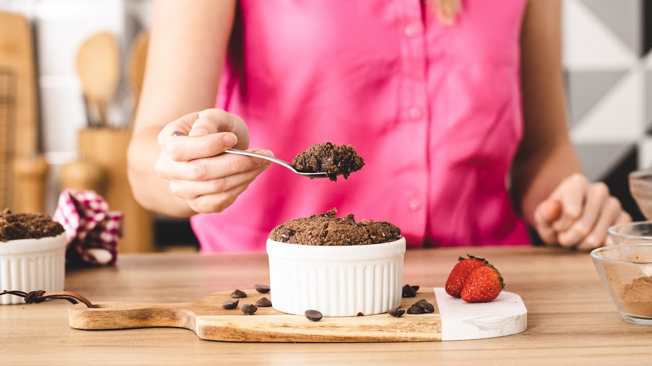 Cómo hacer BROWNIE EN TAZA 😋 keto, sin harina ni azúcar!