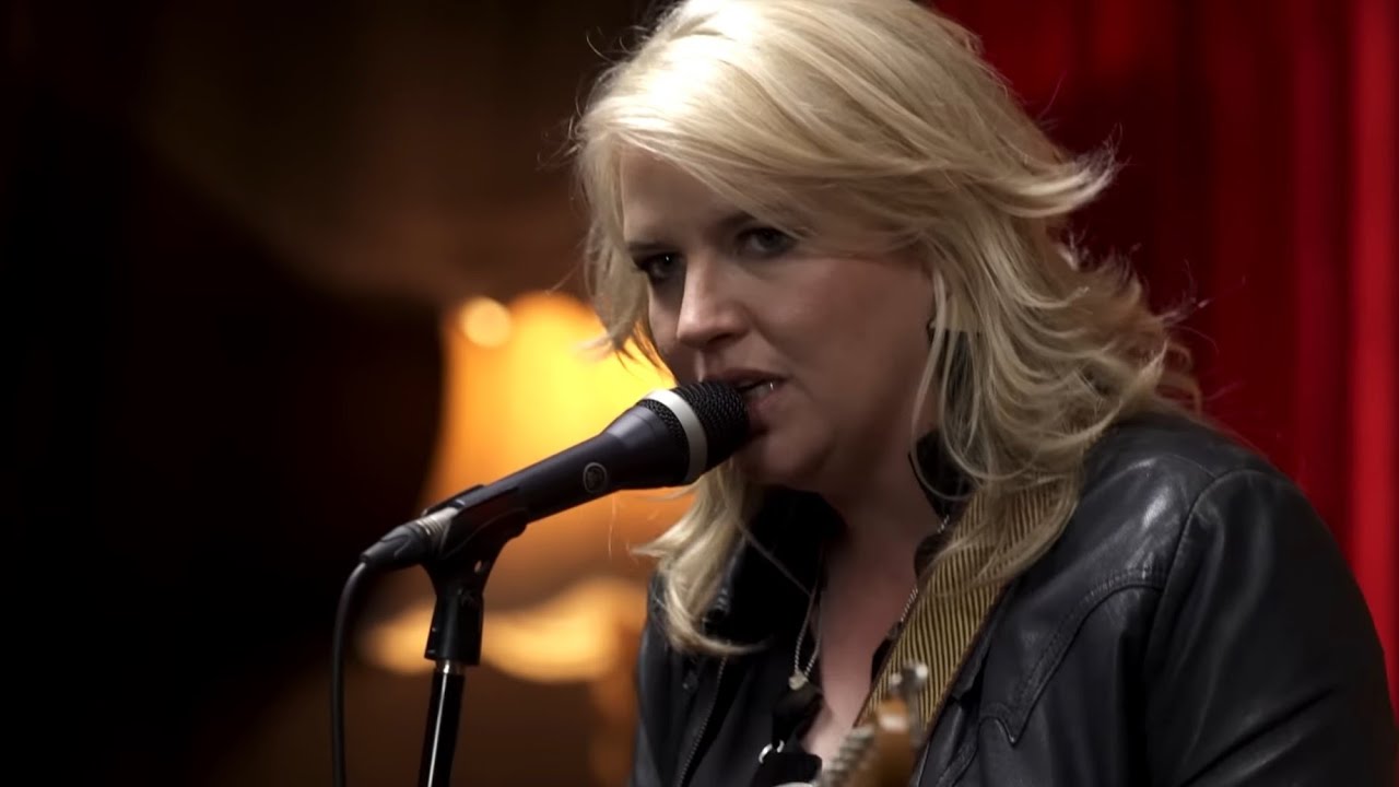 Karen Zoid - Aeroplane Jane (Republiek Van Zoid Afrika: Season 3