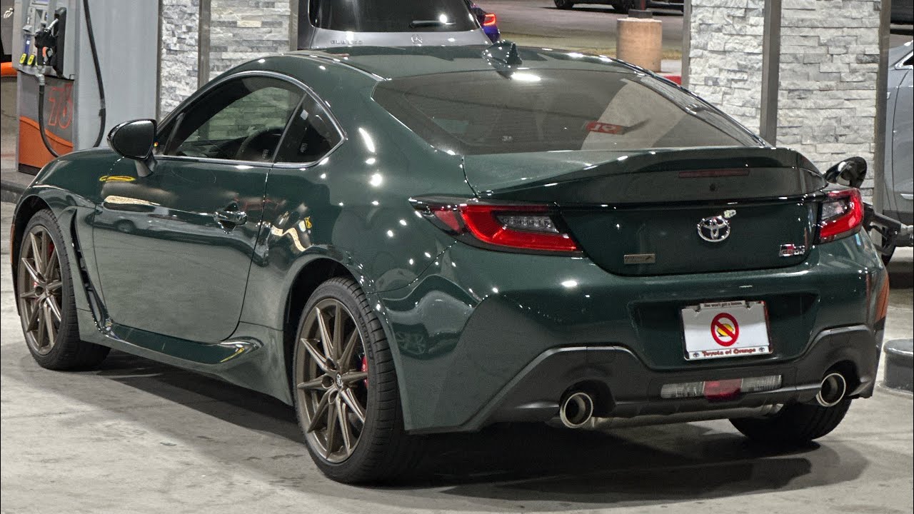GR86 GETS A NEW VIVID RACING EXHAUST!